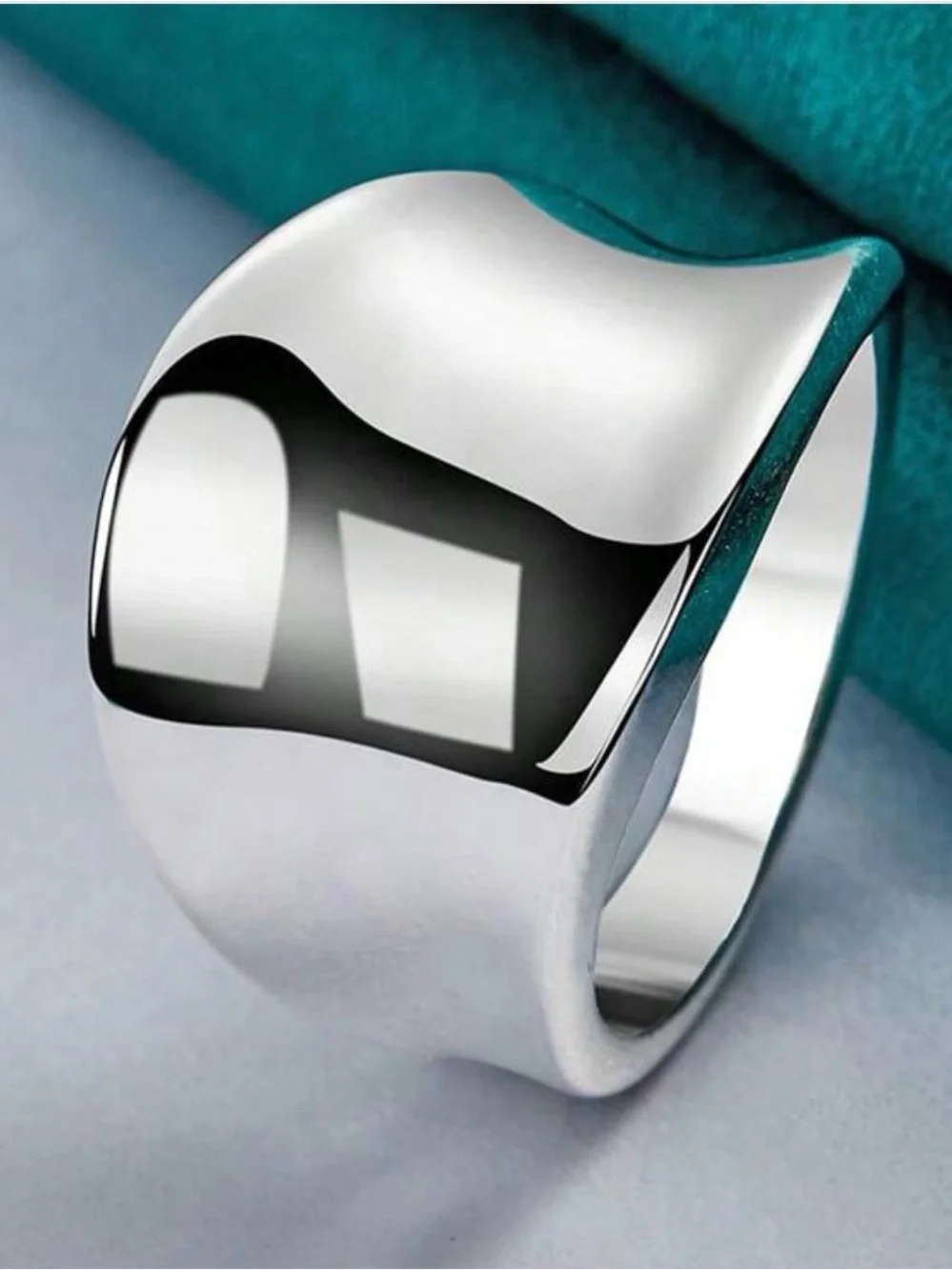 Polished Silver plated - Classic Band ring